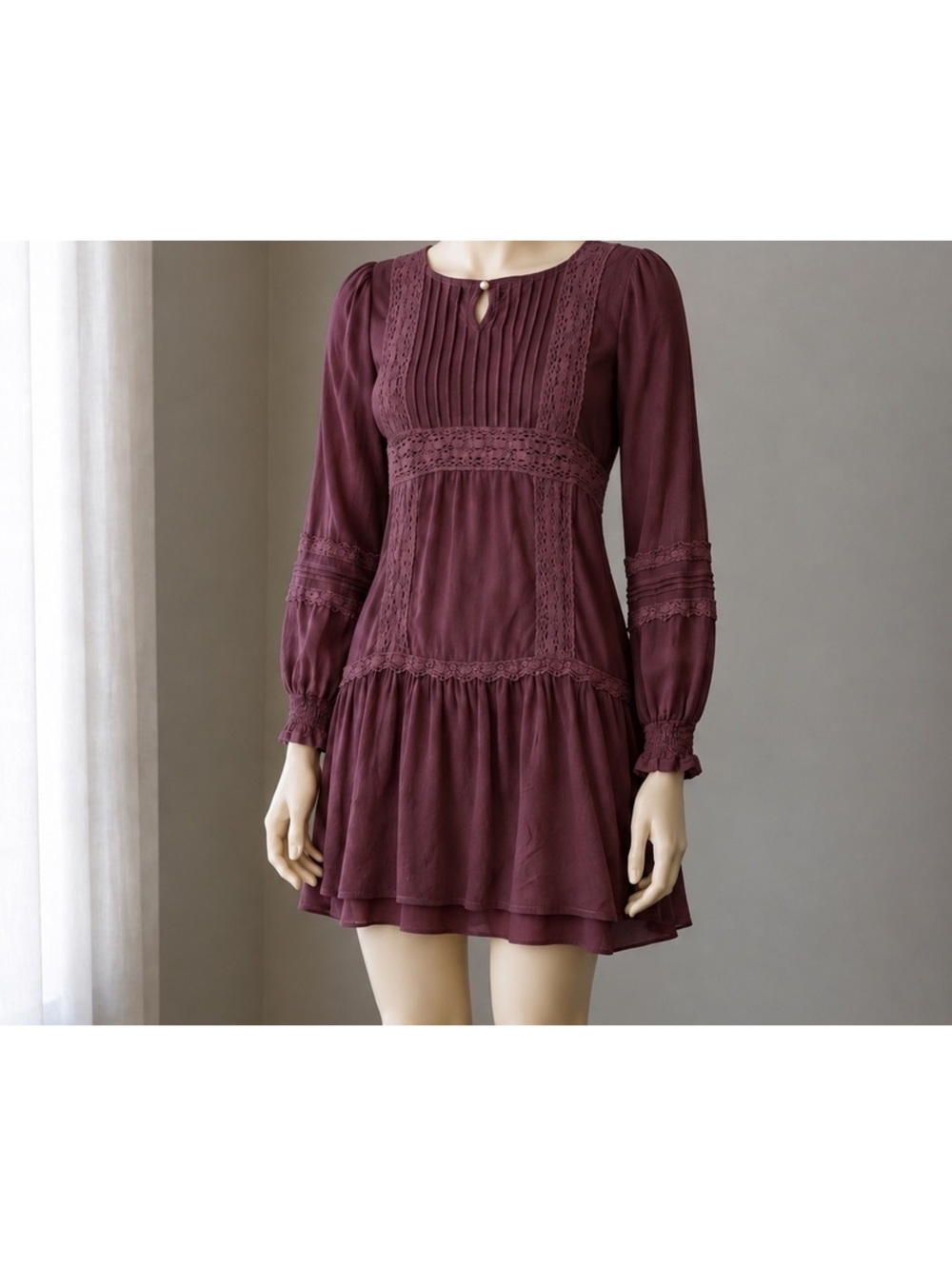 Skylar + Jade XL Plum Burgundy Boho Lace Trim Long Sleeve Mini Dress